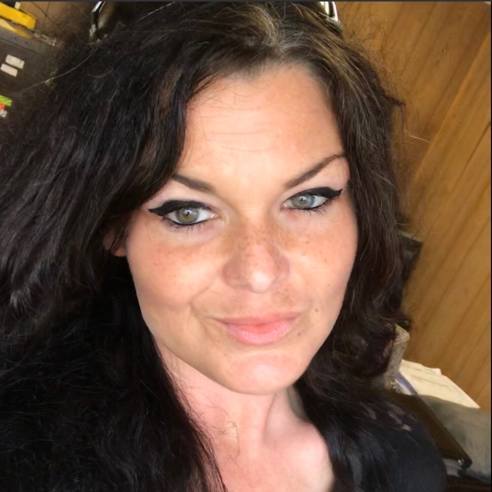 Meet your Posher, Krystal